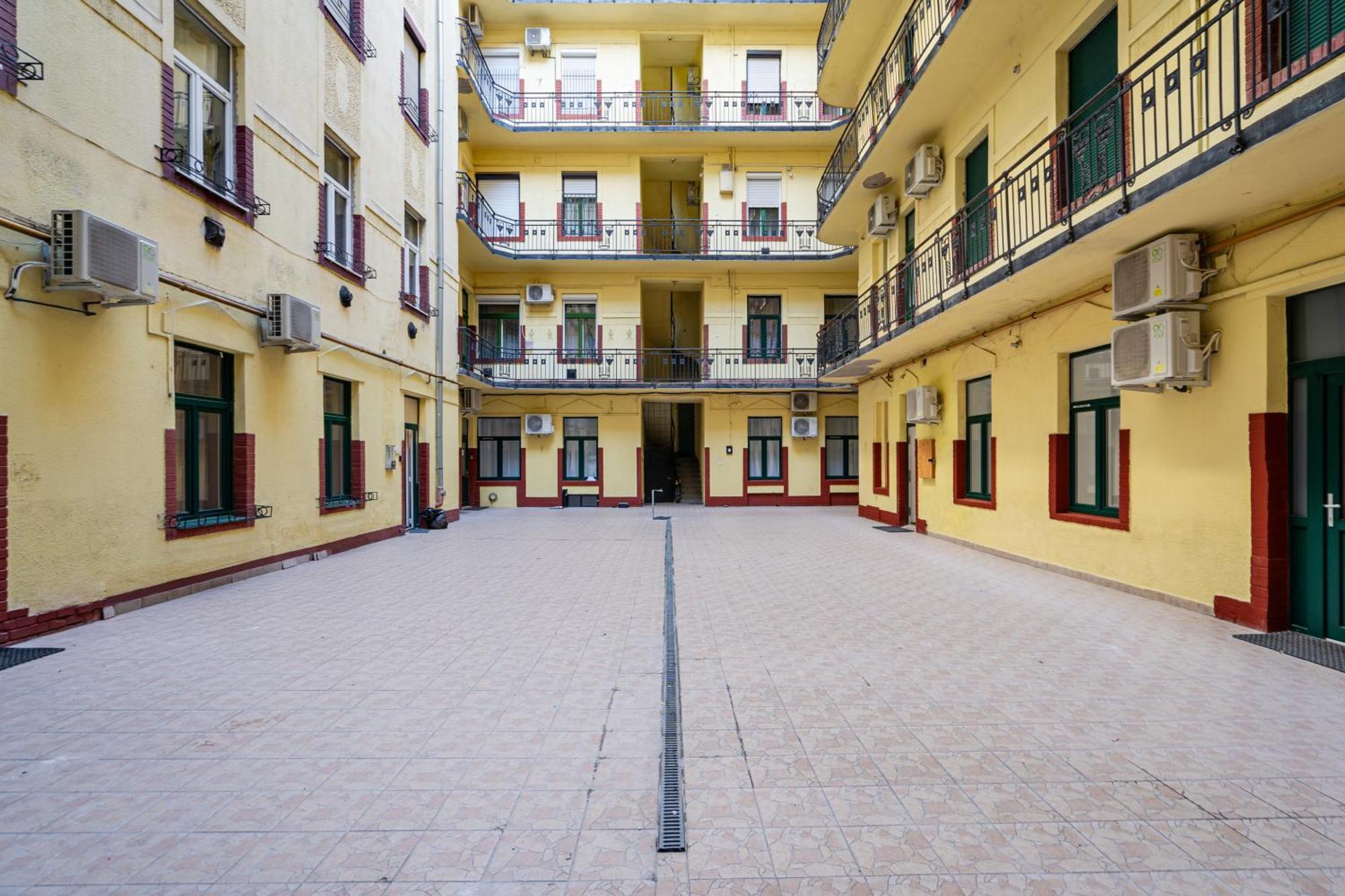 A13- Boutique Apartments, Best Location, By Bqa Budapest Kültér fotó